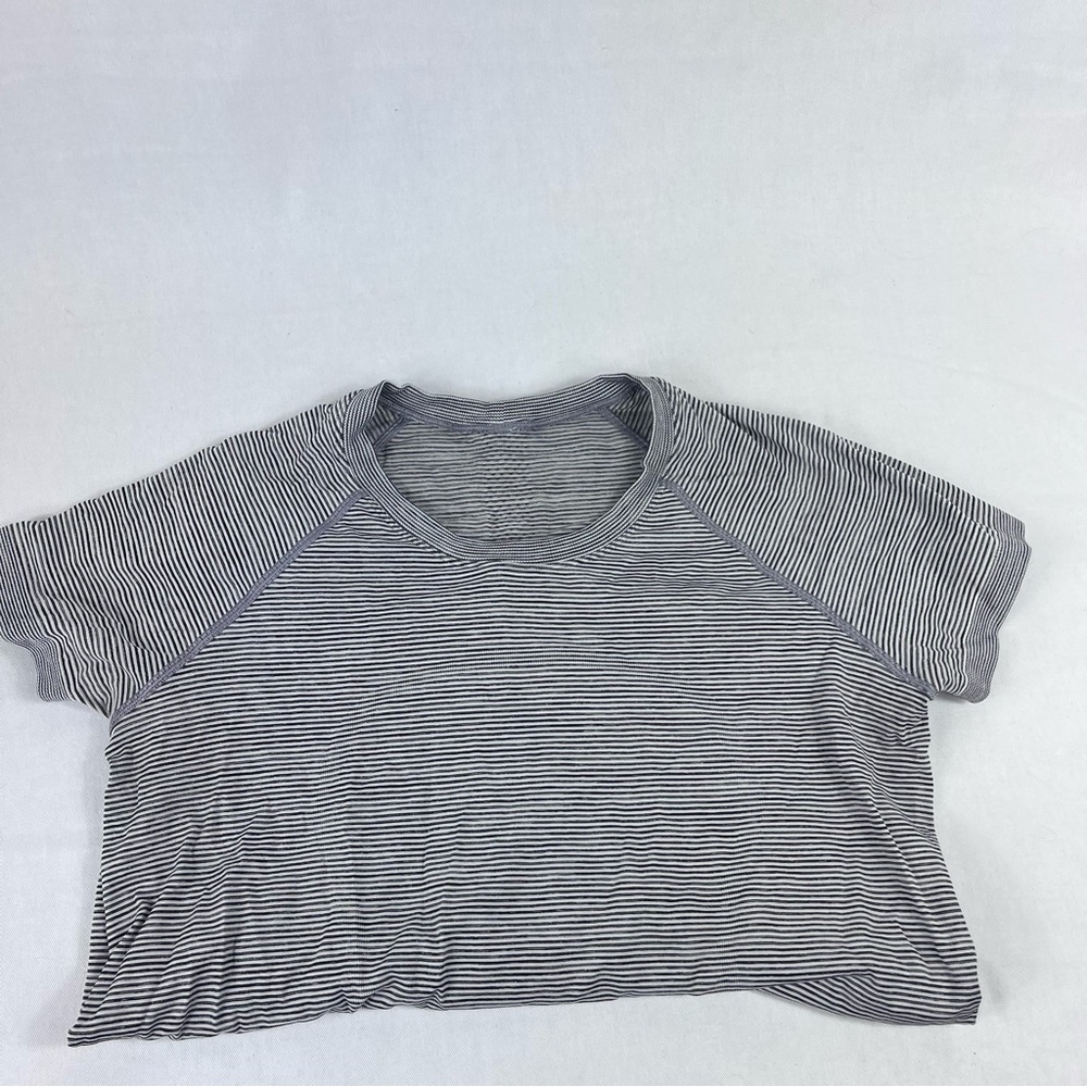 lululemon athletica Gray Striped Short Sleeve Tee swiftly